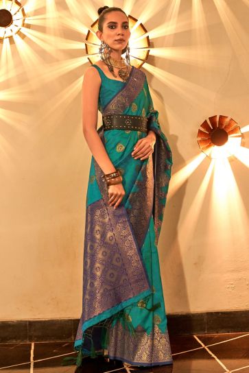 Function Look Silk Saree in Vibrant Green Color