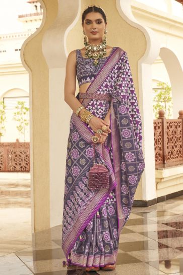 Tempting Art Silk Lavender Color Printed Saree