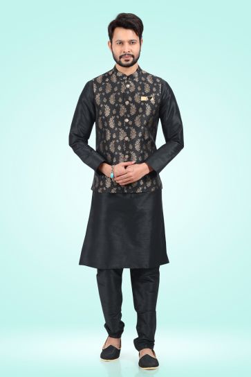 Reception Wear Readymade Black Color Jacquard Silk Fabric Beautiful Kurta Pyjama For Men With 3 Pcs Jacket Set