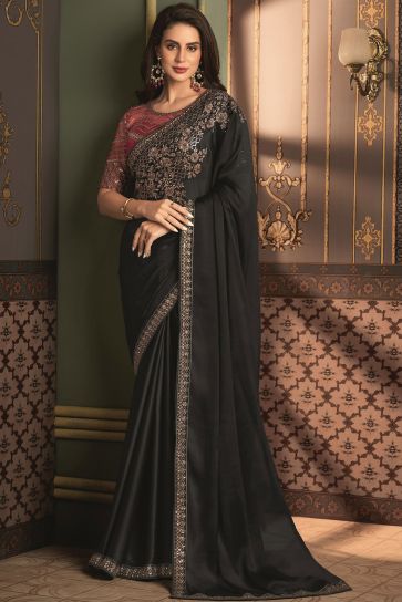 Photos: Monalisa looks beautiful in a black saree | Bhojpuri Movie News -  Times of India