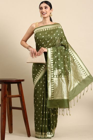 Green Color Glorious Banarsi Cotton Saree With Weaving Work