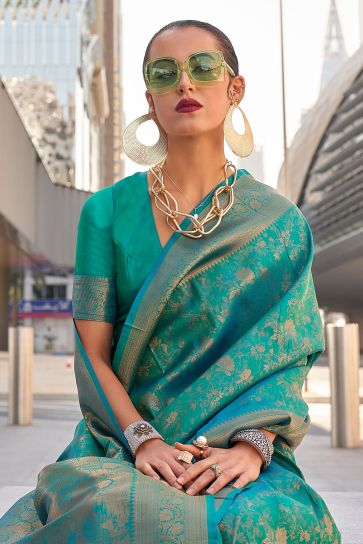 Green Color Beatific Look Handloom Weaving Saree
