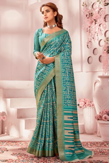 Sea Green Color Fancy Fabric Coveted Handloom Printed Saree