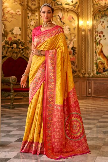 Fashionable Yellow Color Weaving Designs Banarasi Silk Saree