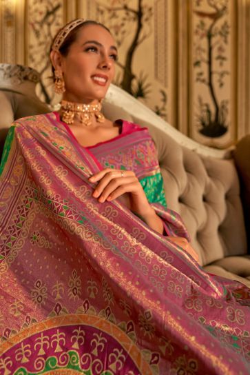 Ingenious Weaving Designs Sea Green Color Banarasi Silk Saree
