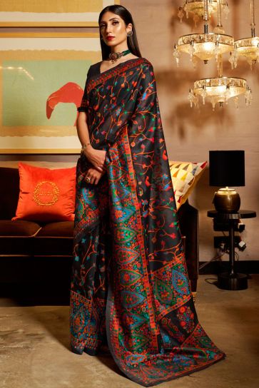 Silk Fabric Stunning Function Wear Saree In Black Color