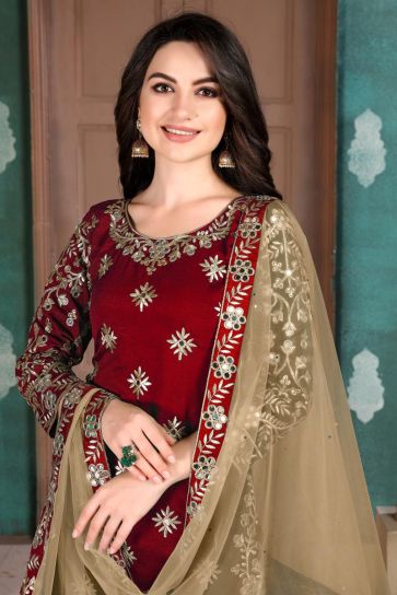 Cotton Patiala Suit Material, for Making Ladies Garments, Feature :  Attractive Designs, Comfortable at Best Price in Varanasi