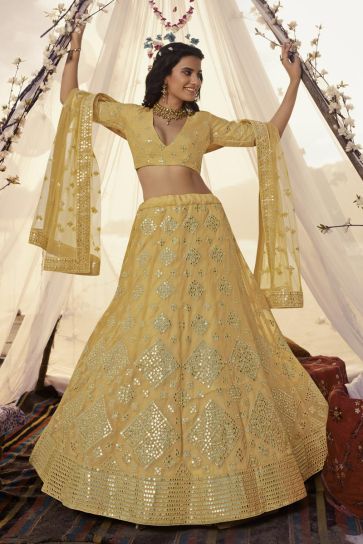 Buy Pink Raw Silk Embroidered Thread Work V Floral Bridal Lehenga Set For  Women by SurabhiChopraLabel Online at Aza Fashions.