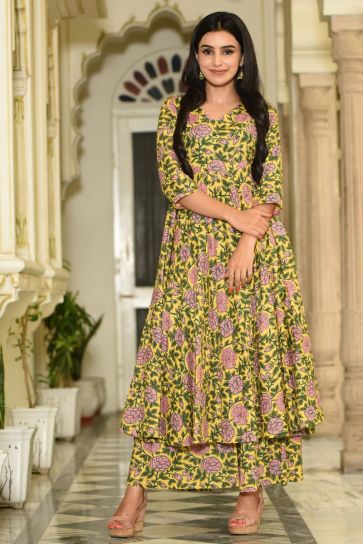 Palazzo pants outfit indian | Plazo designs palazzo pants | Kurta with  palazzo | Palazzo suits | Kurti designs, Plazo designs, Palazzo with kurti