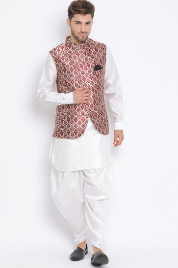 Silk Fabric White Color Wedding Wear Kurta Pyjama With Waist Coat
