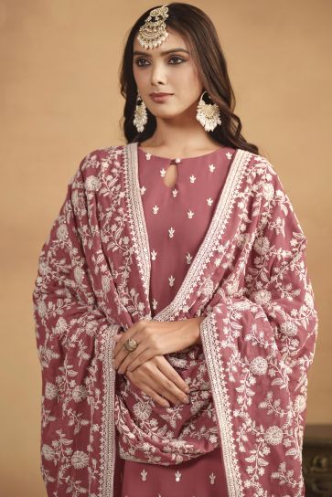 Mesmeric Peach Color Festival Wear Salwar Suit In Georgette Fabric
