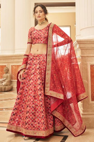 Art Silk Fabric Sangeet Wear Luxurious Lehenga In Red Color