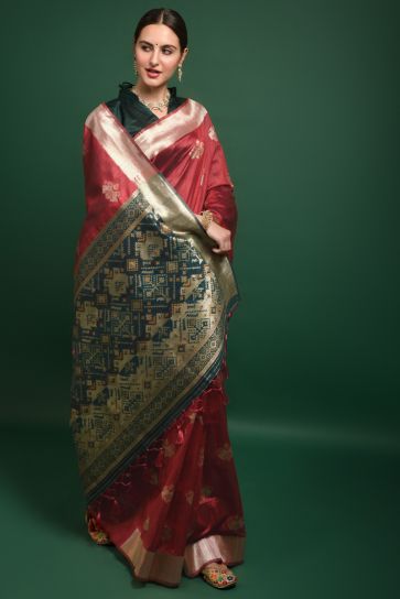 Red Color Art Silk Fabric Beautiful Saree With Weaving Work In Daily Wear