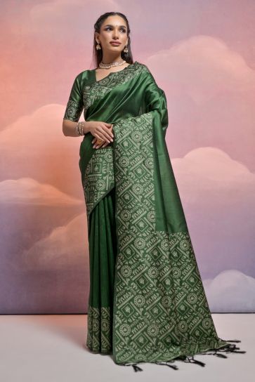 Handloom Raw Silk Dark Green Color Weaving Border Work Festive Wear Saree