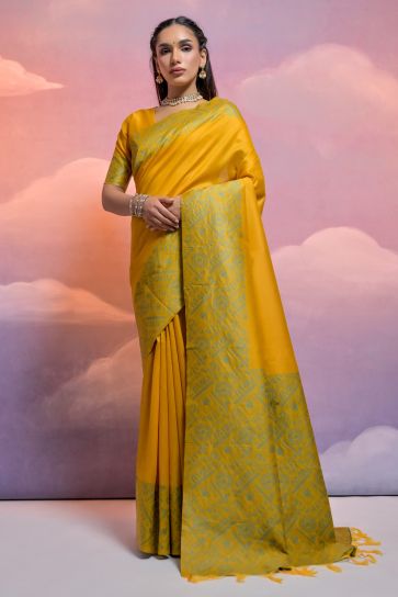 Yellow Color Weaving Border Work Designer Handloom Raw Silk Saree