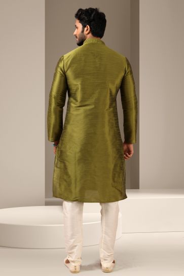 Stunning Banarasi Art Silk Fabric Function Wear Readymade Kurta Pyjama For Men