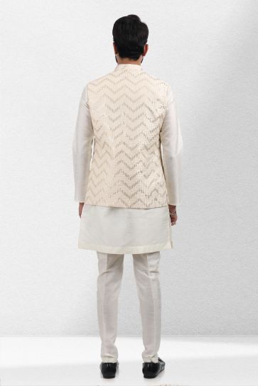 Reception Wear Readymade Banarasi Silk Fabric Beautiful Kurta Pyjama For Men With Cream Color 3 Pcs Jacket Set