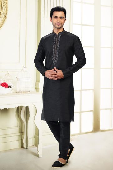 Vivacious Banarasi Silk Fabric Sangeet Wear Readymade Kurta Pyjama For Man In Black Color