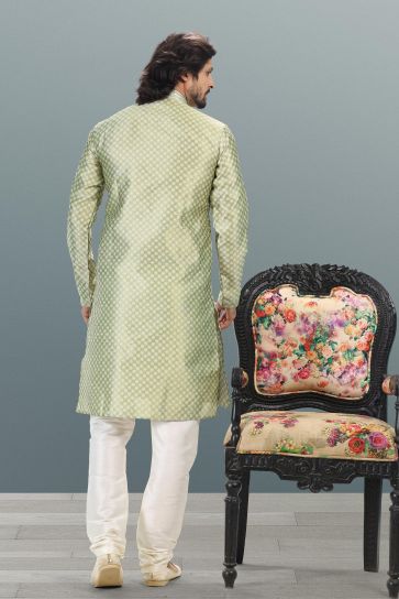 Green Color Festive look kurta Pyjama Set in Jacquard Banarasi Silk Fabric