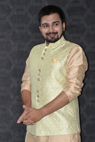 Art Silk Fabric Sangeet Wear Trendy Readymade Men Green Color Jacket