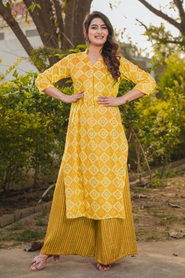 Casual Wear 38-46 Inch Yellow Designer Long Kurti at Rs 650 in Jaipur