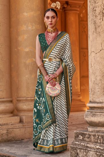 Green Color Art Silk Fabric Casual Look Divine Saree