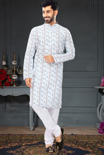 Off White Digital Printed Kurta Pyjama In Silk Fabric