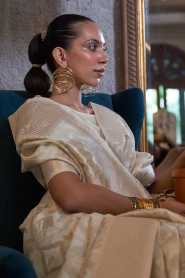 Handloom Woven Linen Trendy Off White Saree