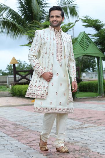 White Color Wedding Wear Pretty Groom Sherwani For Men In Silk Fabric