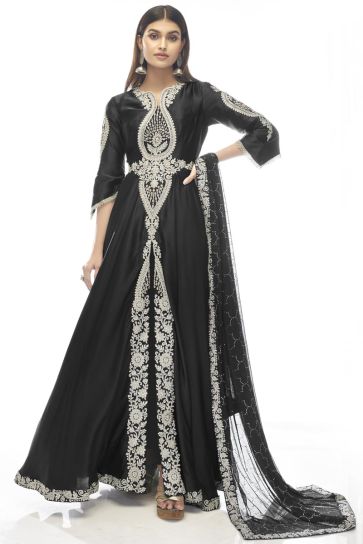 Function Wear Black Color Beautiful Anarkali Suit In Satin Fabric