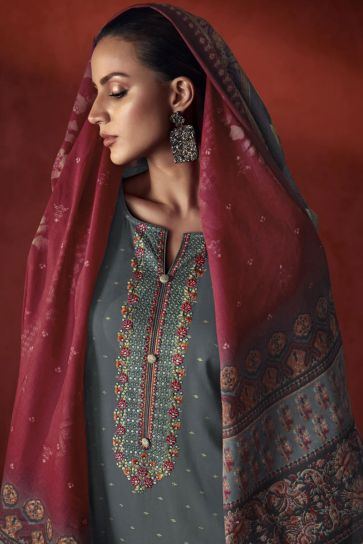 Viscose Fabric Embroidered Lovely Salwar Suit In Grey Color