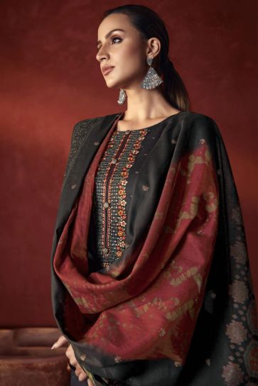 Embroidered Black Color Inventive Salwar Suit In Viscose Fabric