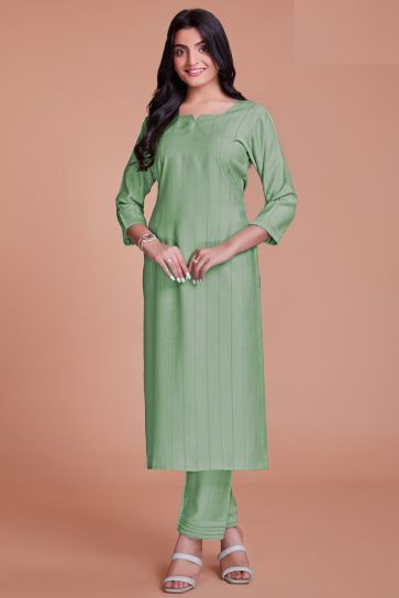 Green Color Viscose Fabric Readymade Kurti With Pant
