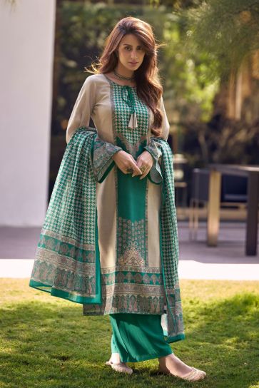 Festive Look Green Color Inventive Salwar Suit In Cotton Fabric
