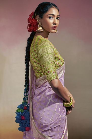 Viscose Fabric Lavender Color Charming Minakari Pallu Saree