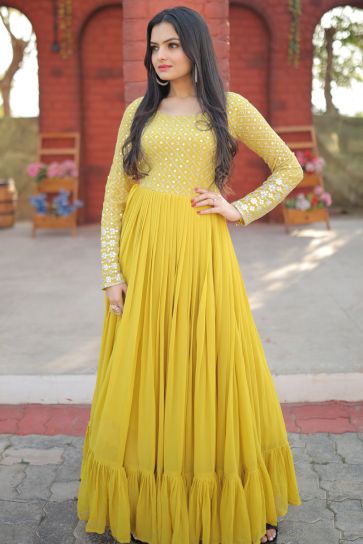 Georgette Fabric Function Wear Glamorous Gown In Yellow Color