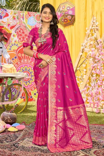 Weaving Work Attractive Function Wear Silk Saree In Rani Color