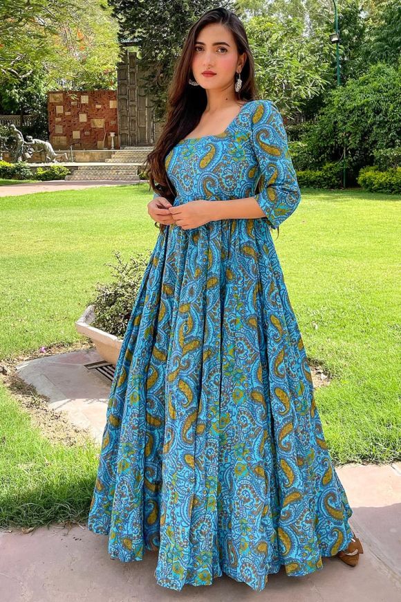 Pretty Georgette Gown for Women Floral Digital Print on Gown and Salwar  With Dupatta for Women, 3 Piece Dress Whole Set Readymade - Etsy