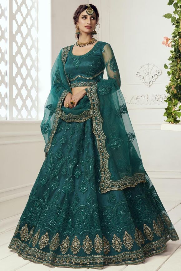 Dark Green Color Embroidered Work Velvet Bridal Wear Lehenga Choli, वेलवेट  लेहेंगा चोली - Skyblue Fashion, Surat | ID: 26140349597