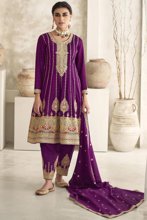 Best Sharara Look For Karwachauth Dressing Style For Karwa Chauth Suit For Karwa  Chauth | Sharara Look For Karwa Chauth: करवाचौथ के लिए बेस्ट शरारा लुक, इस  तरह लगेंगी एकदम Stylish